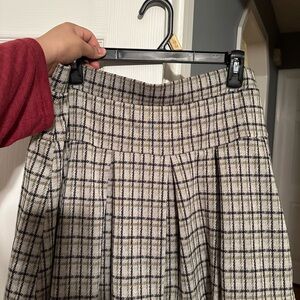 American Eagle Outfitters Black and White Knee-Length Skater Skirt